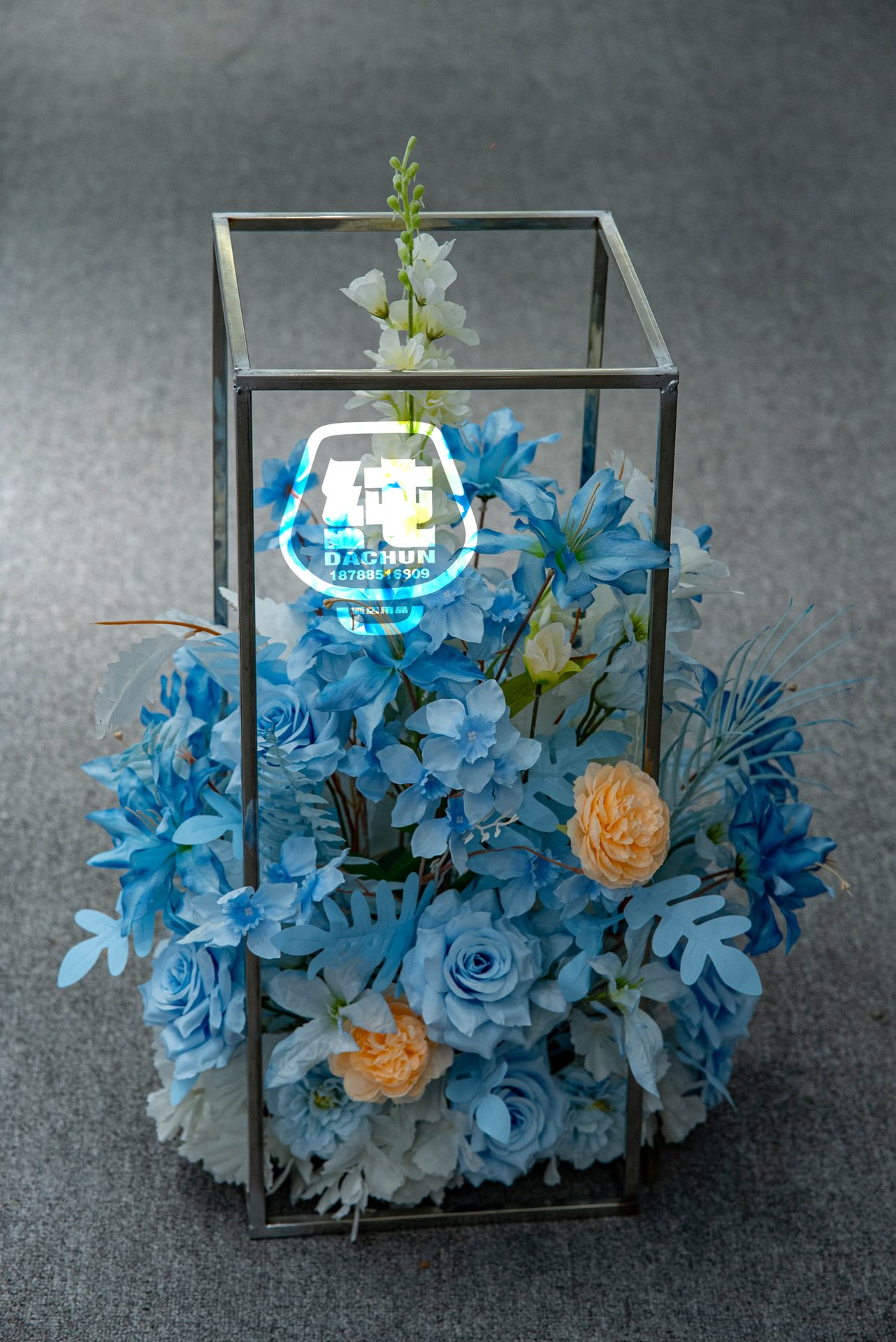 「浅蓝方隅·雅序花艺」四方艺术花艺