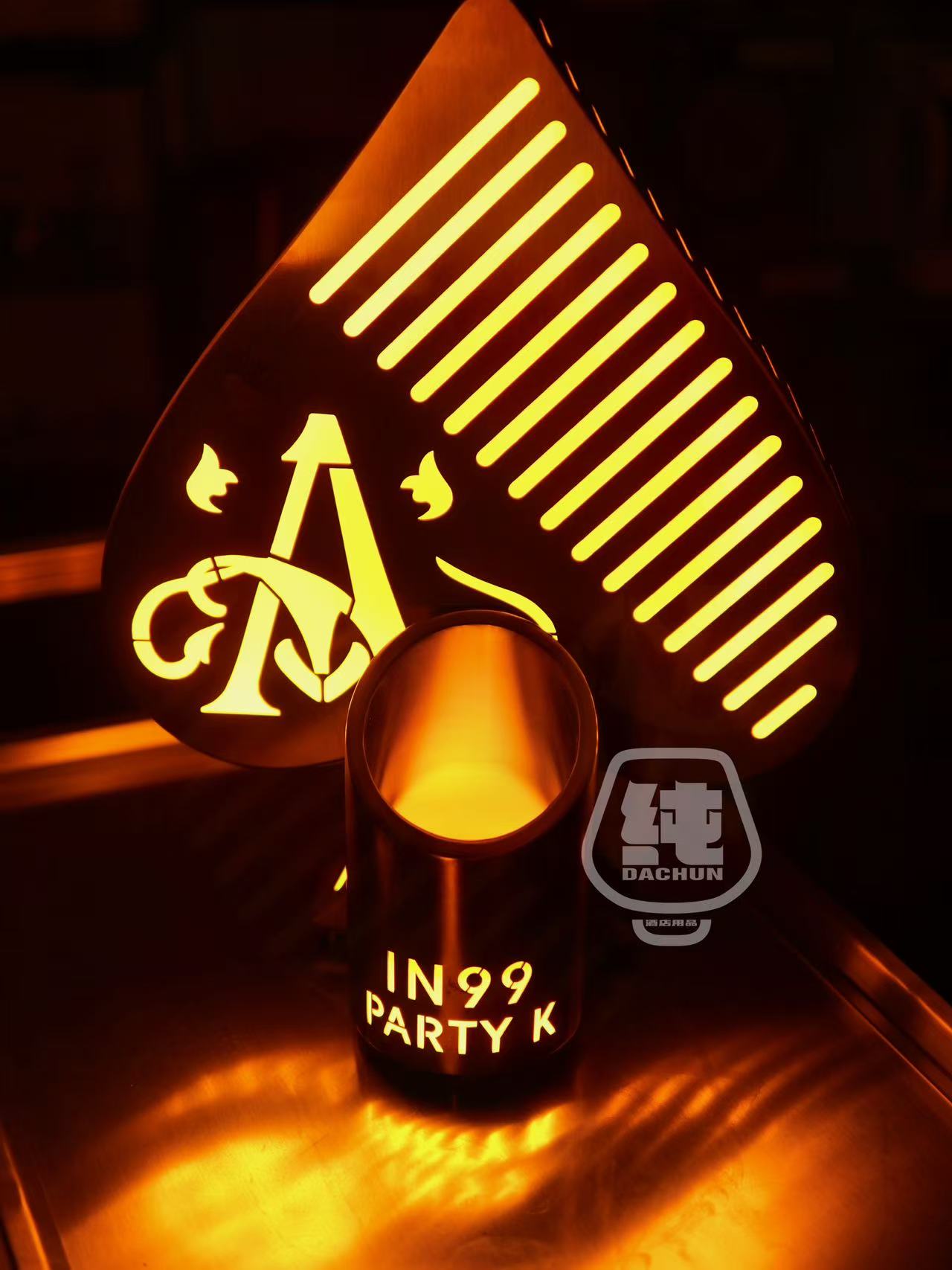 黑桃A香槟酒座